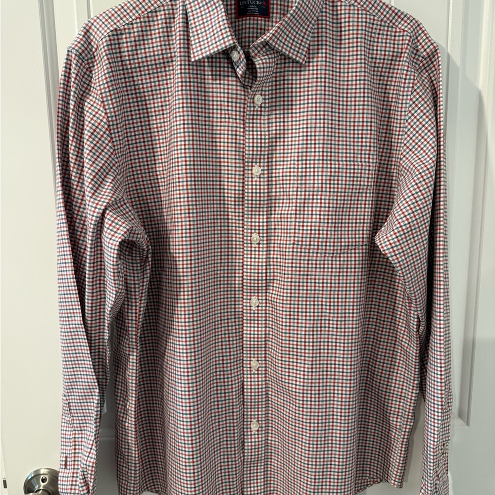 UNTUCKit Men's Red and Blue Check Button-Down Shirt